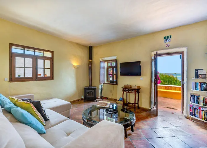 Vakantiehuis Luazinha - Lovingly Renovated Fisherman's *