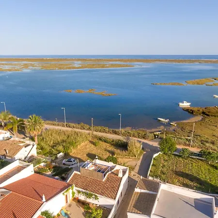 Luazinha - Lovingly Renovated Fisherman's