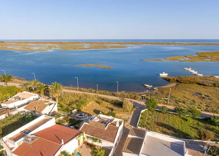 Luazinha - Lovingly Renovated Fisherman's